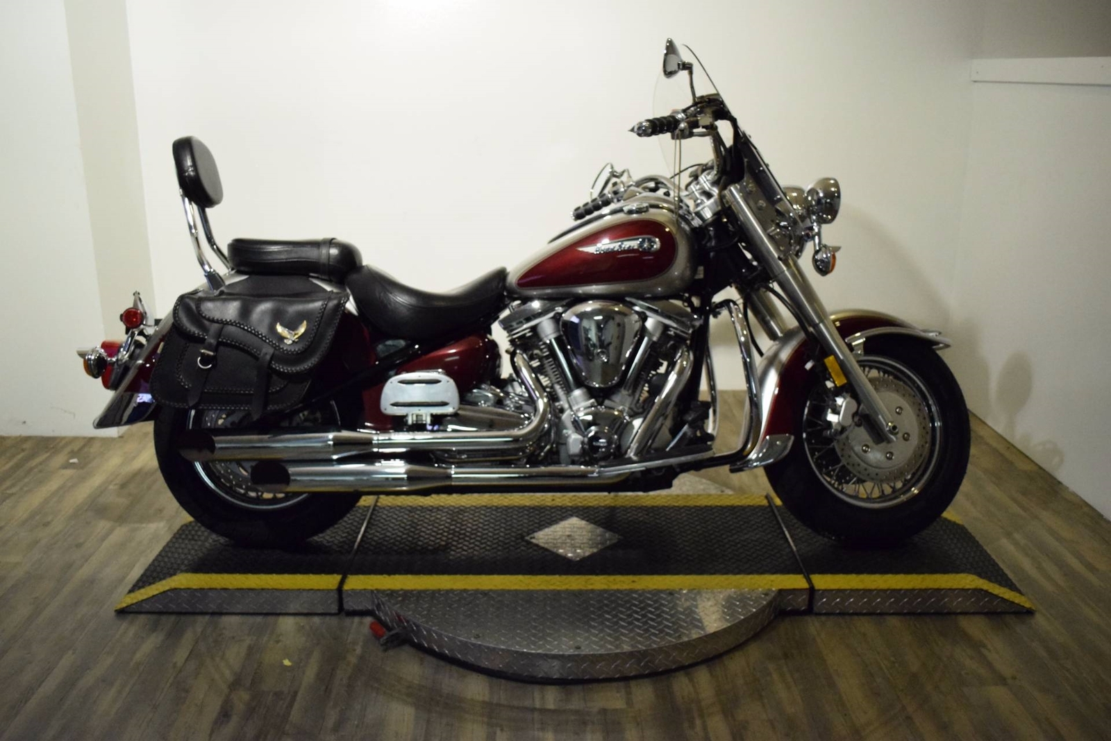 2002 road star 1600