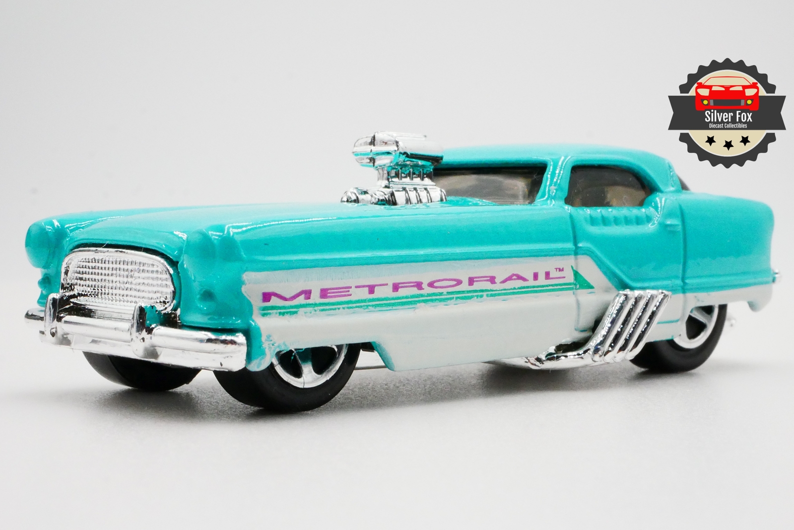 1950 DASH METROPOLITAN CUSTOM METRORAIL 1:64 SCALE DIECAST COLLECTOR MODEL CAR