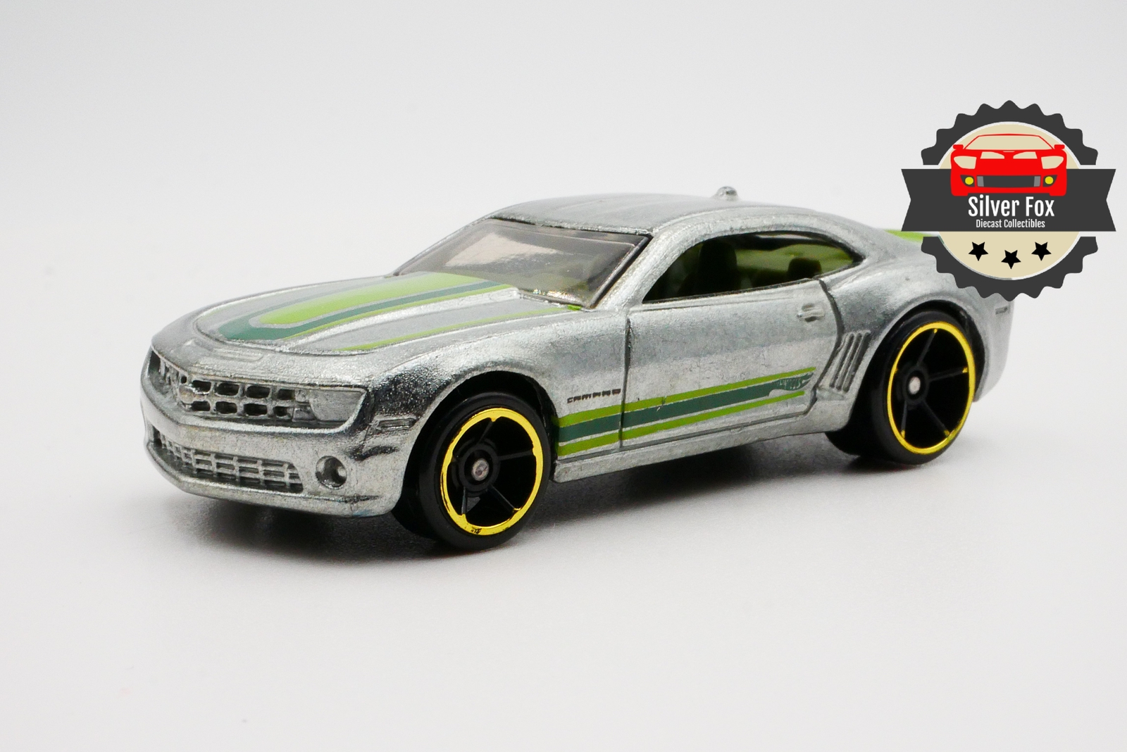 2010 CHEVROLET CAMARO SS ZAMAC GREEN 1:64 SCALE DIECAST COLLECTOR MODEL CAR