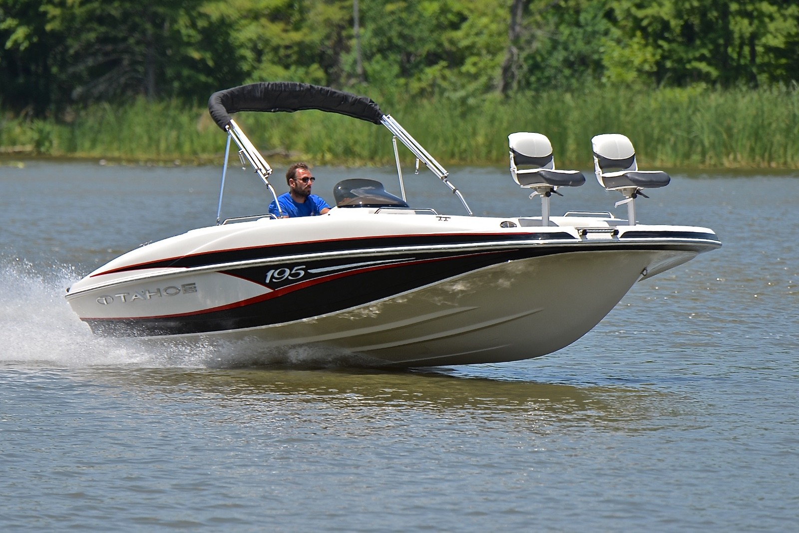TAHOE 195.....VERY CLEAN....ONLY 60 HOURS