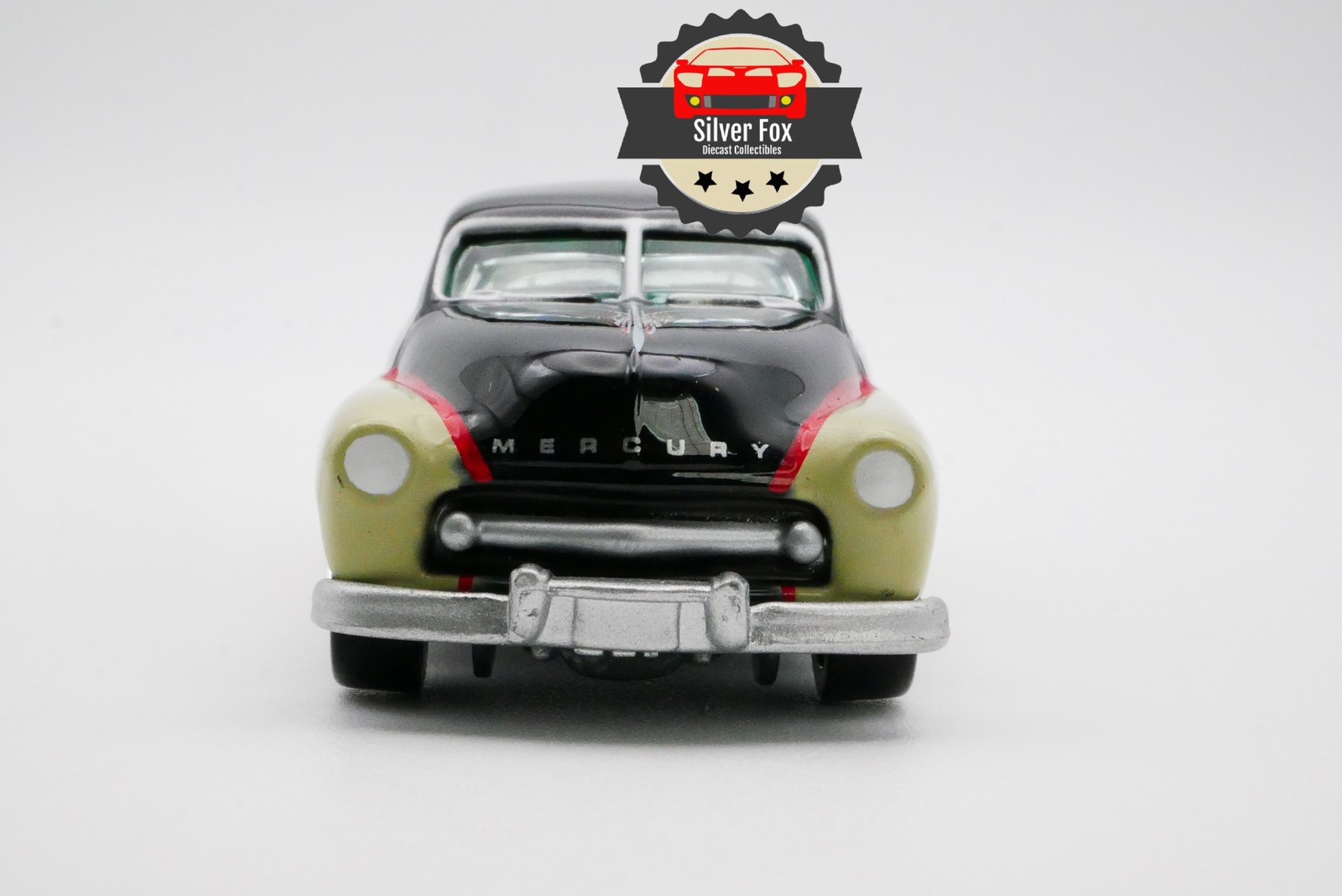 1949 MERCURY TWO TONES CLASSIC 1:64 SCALE DIECAST COLLECTOR MODEL CAR - Picture 7 of 10