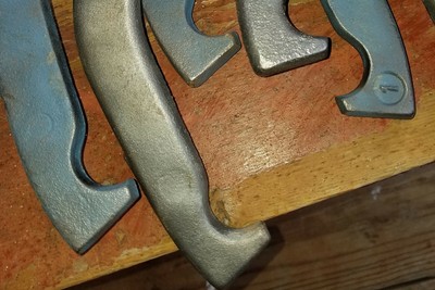 VINTAGE SET OF (4) CHAMP BRAND PITCHING HORSESHOES 2-1/4 LBS