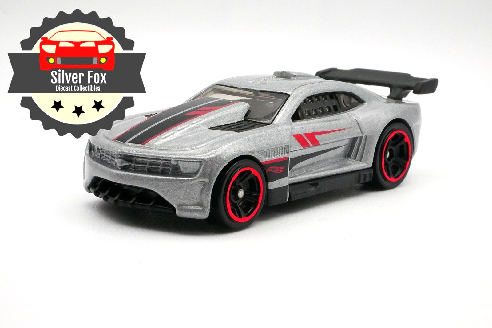 2011 CHEVROLET CAMARO GRAY RACING 1:64 SCALE DIECAST COLLECTOR MODEL DIORAMA CAR