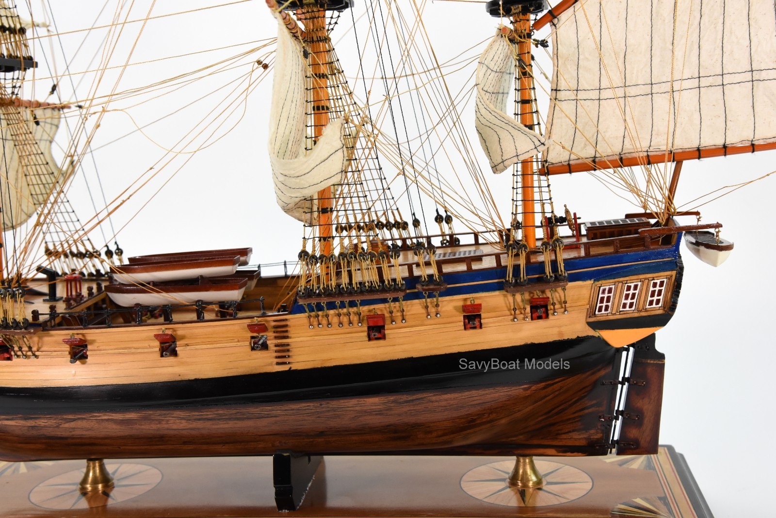 HMS Discovery 1789 Royal Navy Handmade Wooden Tall Ship Model 35