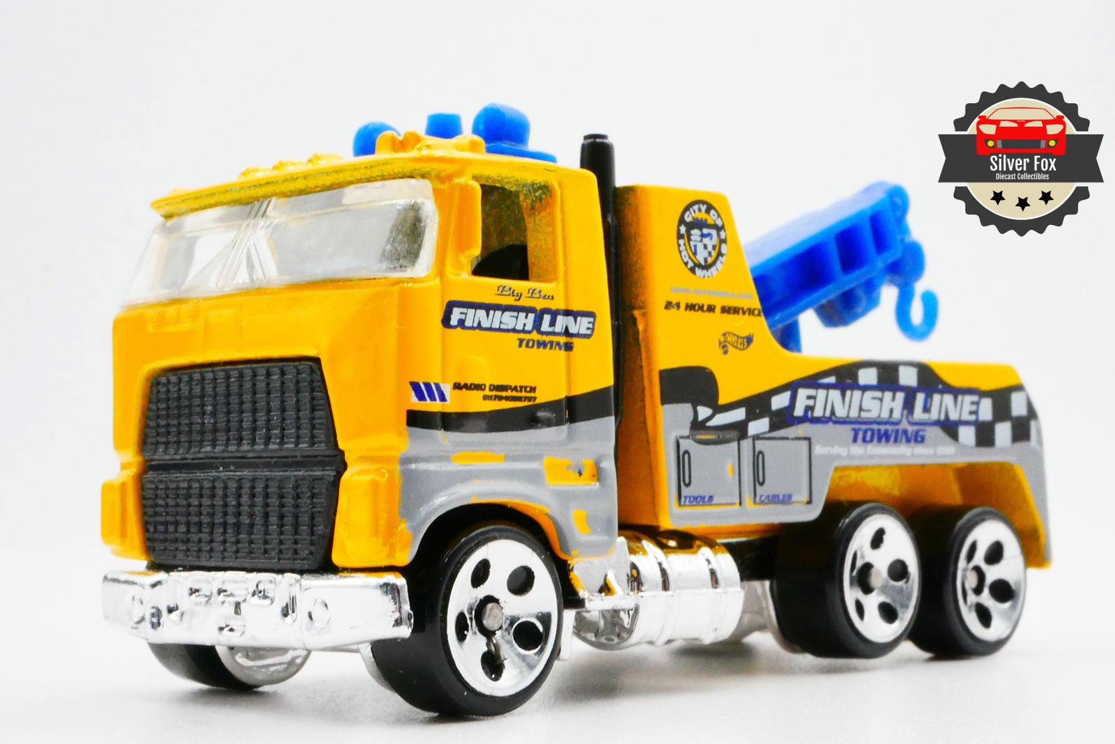 1981 FORD CL9000 TOW TRUCK YELLOW 1:64 SCALE DIECAST COLLECTOR MODEL CAR