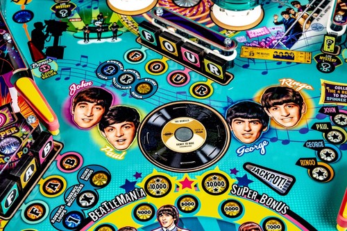 Stern The Beatles Beatlemania Pinball Machine - Gold Edition