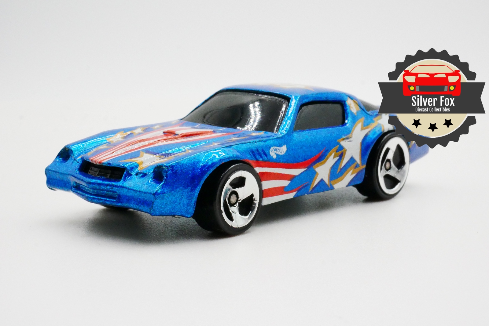 1982 CHEVY CAMARO Z28 BLUE USA 1/64 SCALE DIECAST  COLLECTOR MODEL CAR