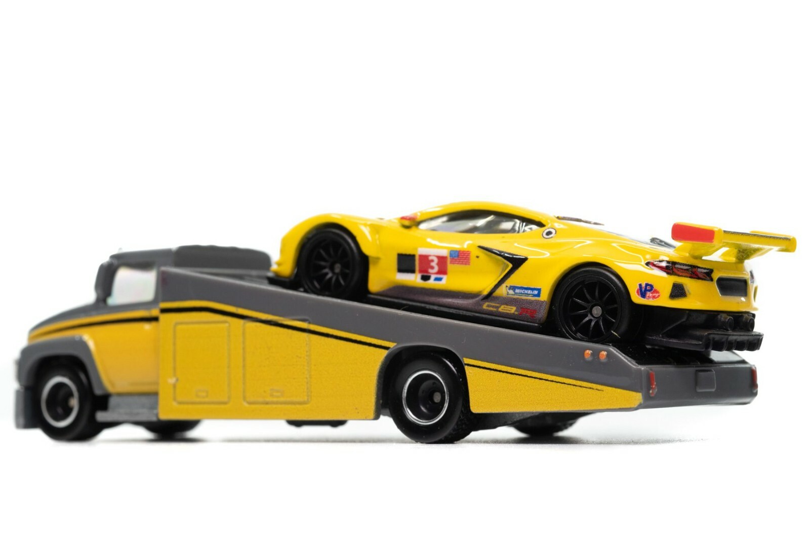 Hot Wheels Premium Team Transport Corvette C8.R Carry Kids Diecast