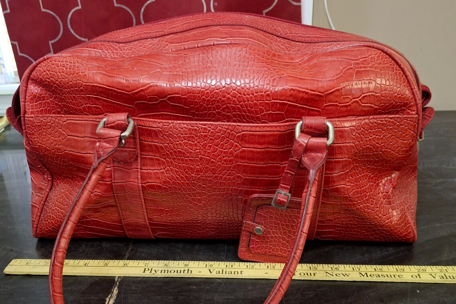 Bath & Body Works Faux Alligator Bag Dufflebag Tote Overnight Luggage Red