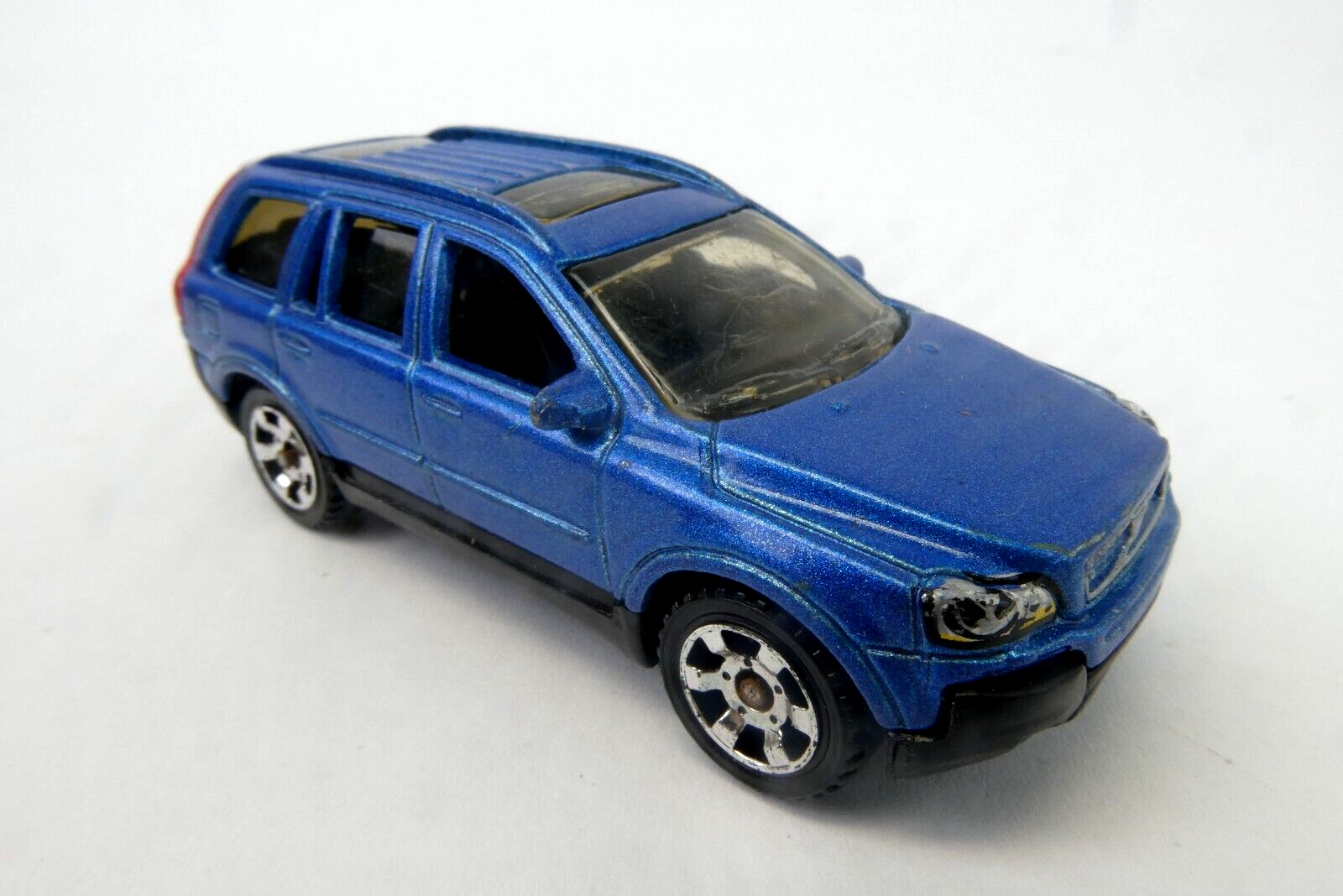 Vintage 2004 Matchbox Volvo XC90 Diecast Blue Toy Car MB674
