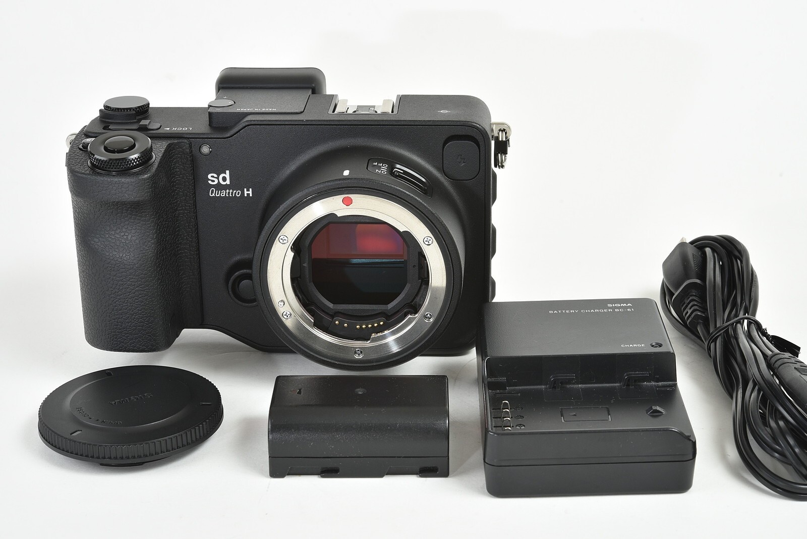 SIGMA - SIGMA SD Quattro H 本体 純正予備電池付 SIGMA (シグマ) 一眼レフカメラ sd Quattro フラッシュ・予備