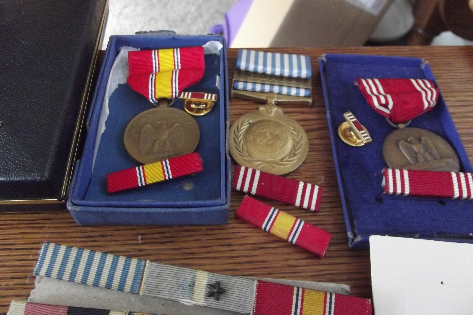 ORIGINAL  LOT  US MILITARY MEDALS  KOREA GOOD CONDUCT BARS CLOTH