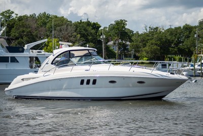 2010 Sea Ray 390 Sundancer - Very Clean - ENTERTAINING ALL OFFERS & TRADES