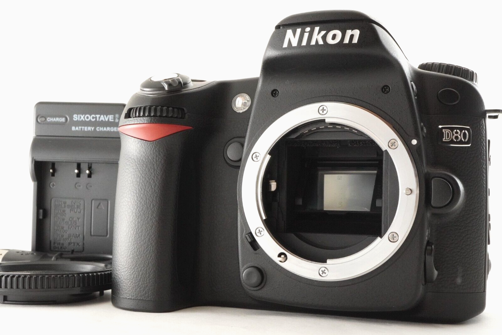 美品　極少813ショット Nikon D810 本体　付属品リコモン付き 美品 極少813ショット Nikon D810 本体 付属品リコモン付き