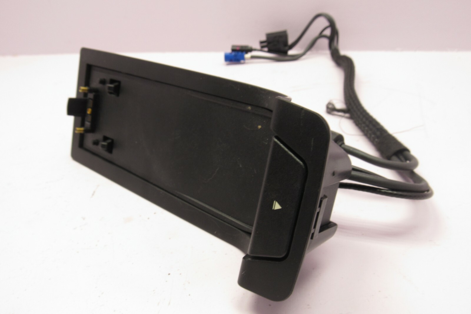 20142016 BMW F30 F32 CENTER CONSOLE MOBILE PHONE HOLDER ADAPTER COVER