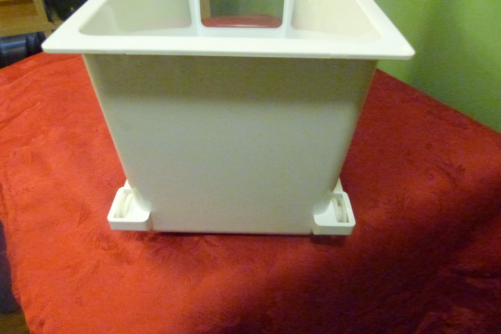 Whirlpool Refrigerator Center Crisper Drawer w/Front Panel W10387778 EX Cond.