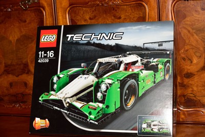 lego technic green car