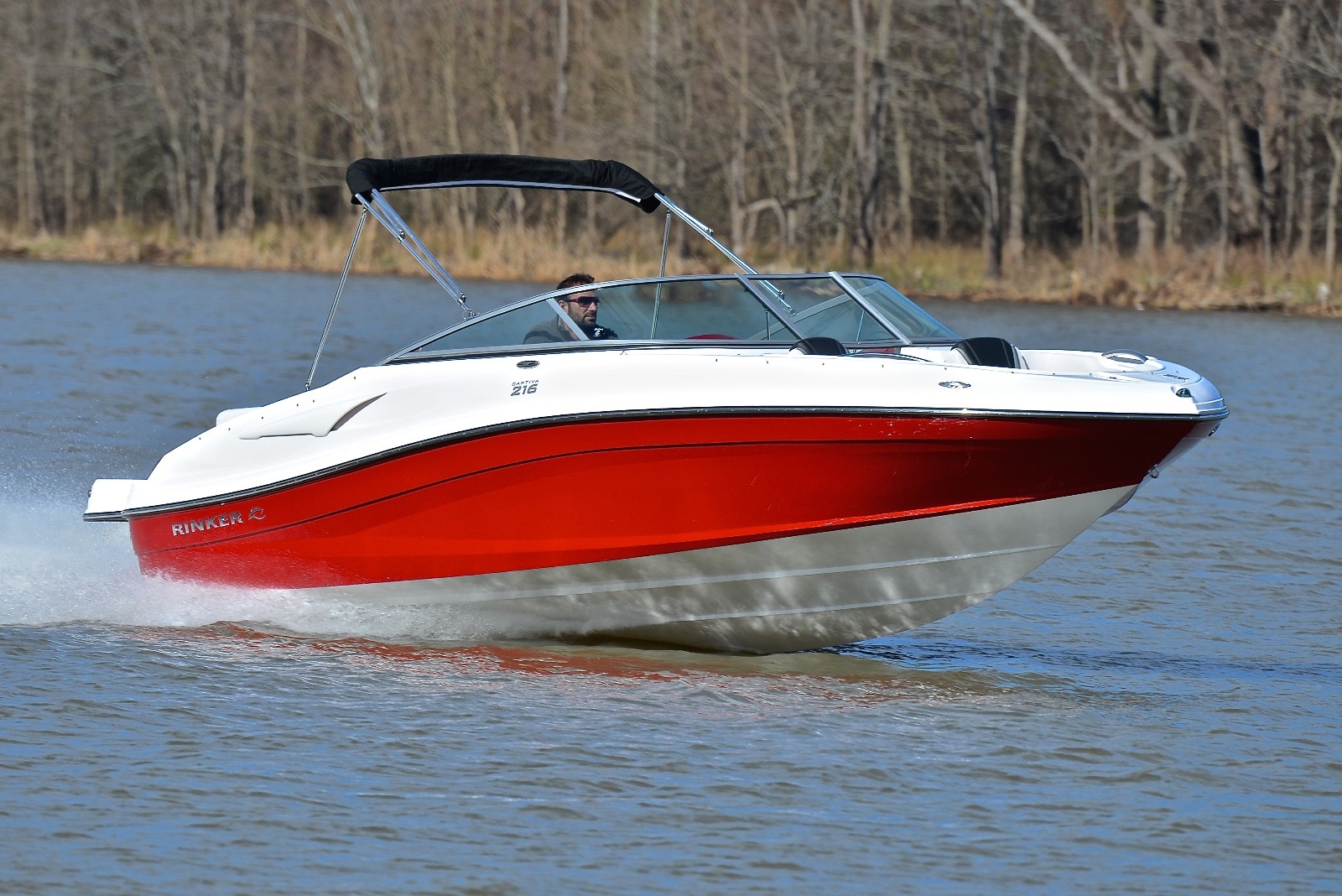 RINKER 216 CAPTIVA....LOADED.....ONLY 160 HOURS