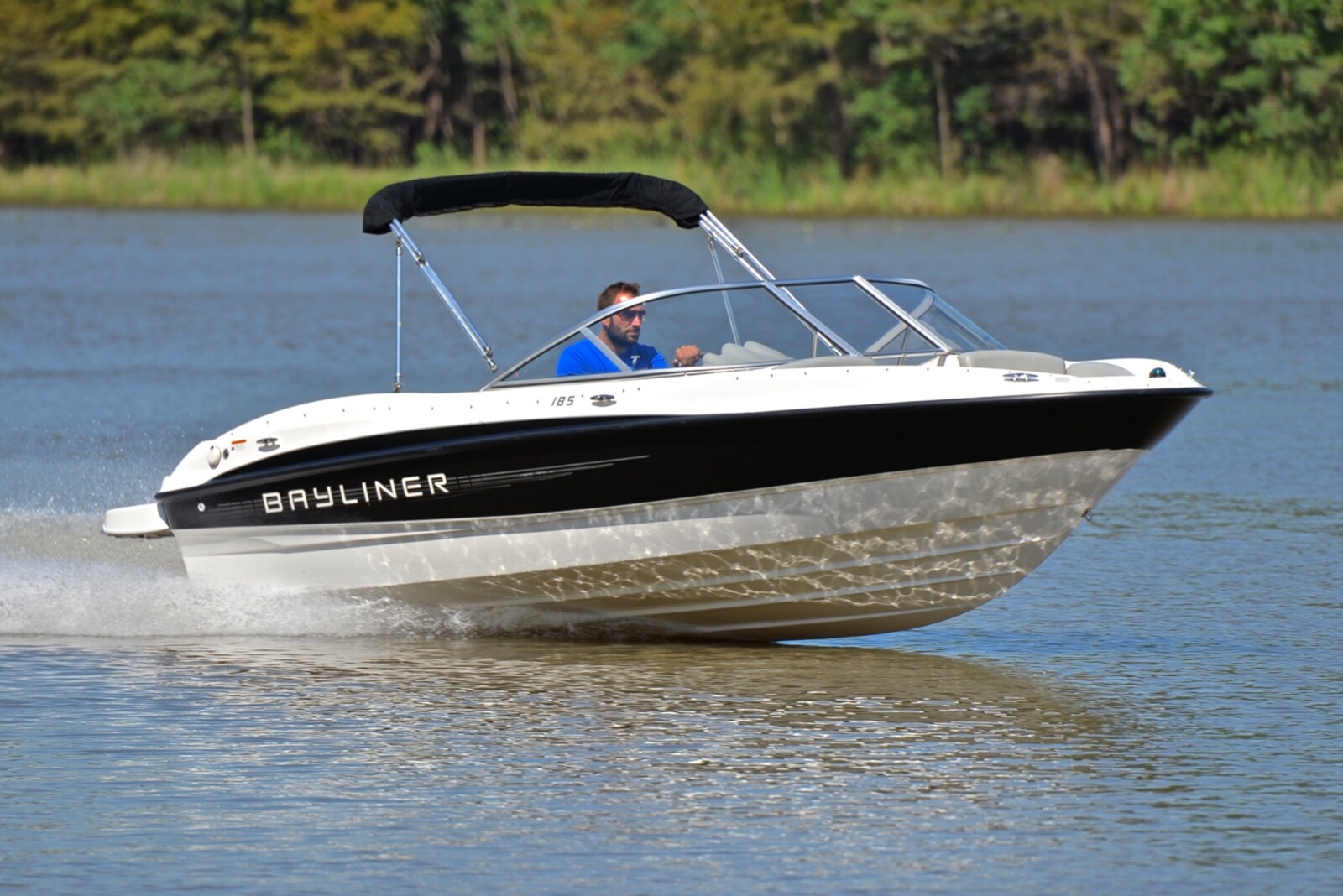 BAYLINER 185 ..... UNDER 50 HOURS