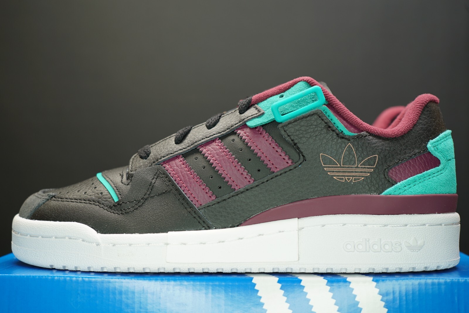 adidas forum exhibit low rose