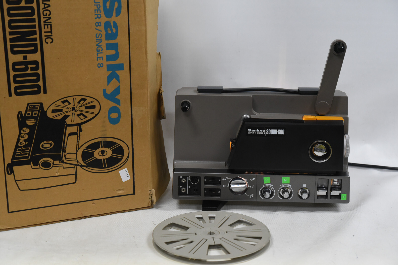 8mm 映写機　Sankyo Sound OMS-850T sankyo