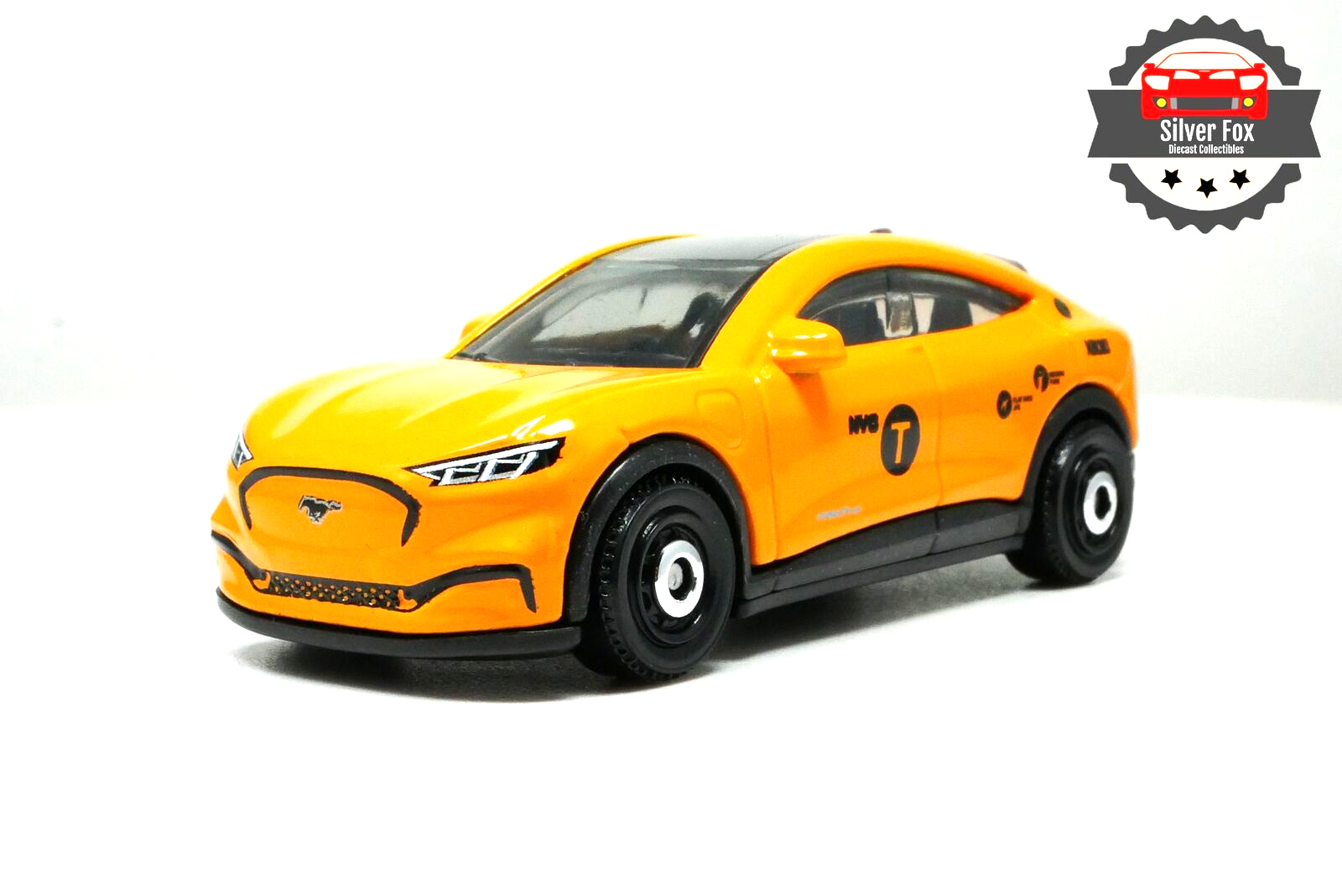 2021 FORD MUSTANG MACH-E T NYC NEW YORK 1:64 SCALE COLLECTOR MODEL DIECAST CAR