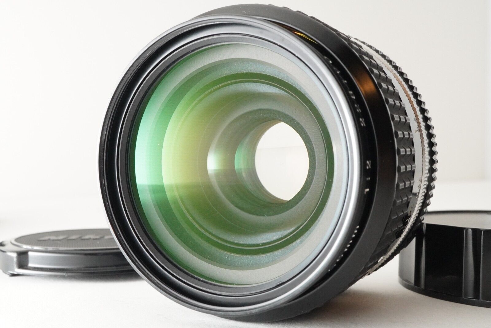 NIKON Ai-s NIKKOR 35mm F2 MF Wide Angle Lens from Japan NIKON Ai-s NIKKOR 35mm F2 MF Wide Angle Lens from Japan
