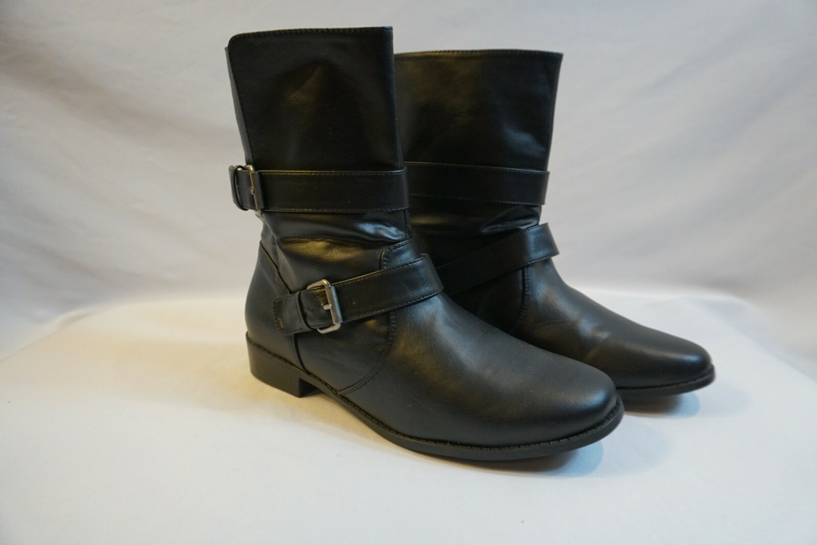 Adjustable Buckle Low Heel