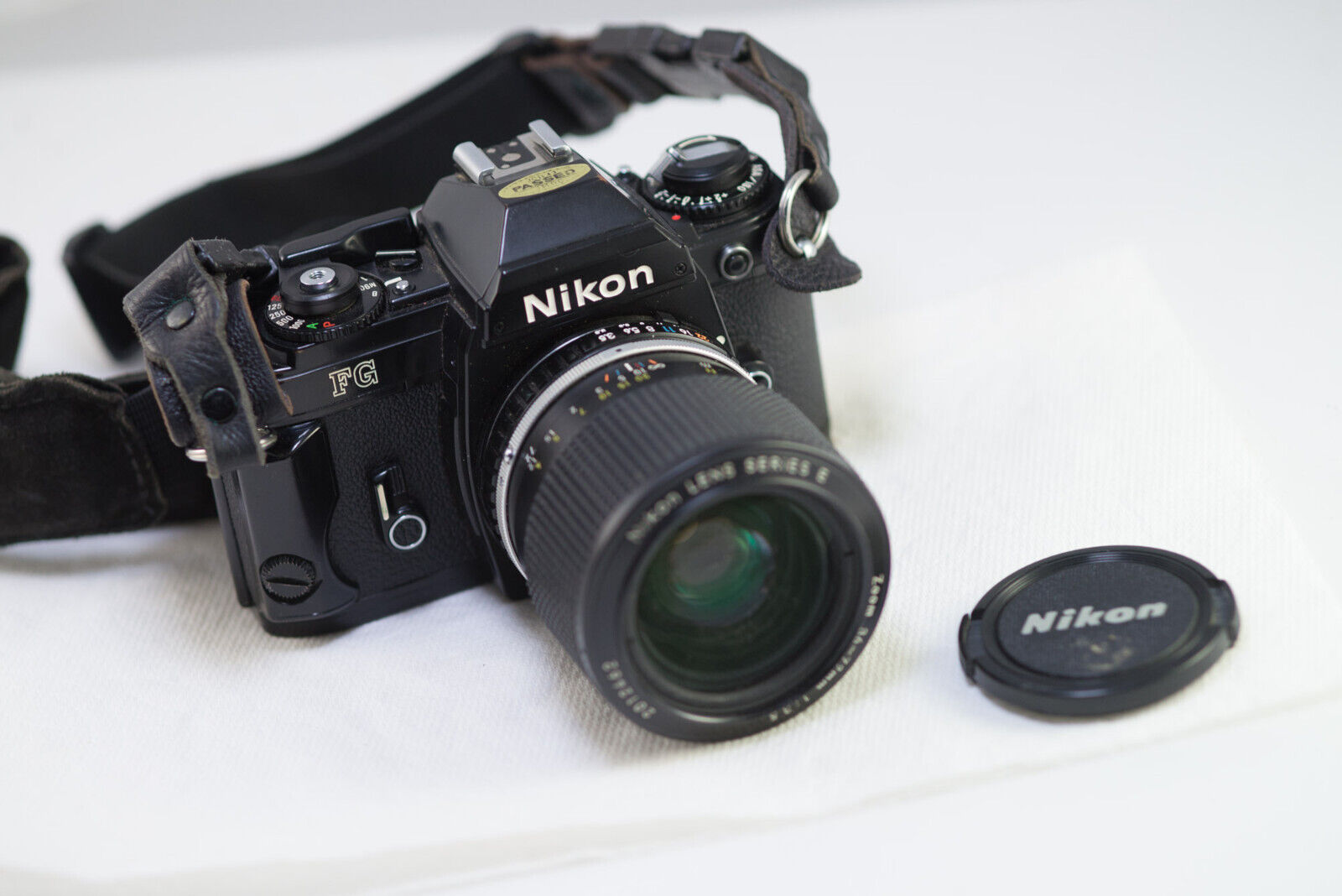 Nikon FG 35mm Black Body Film Camera 36-72mm f3.5 Lens