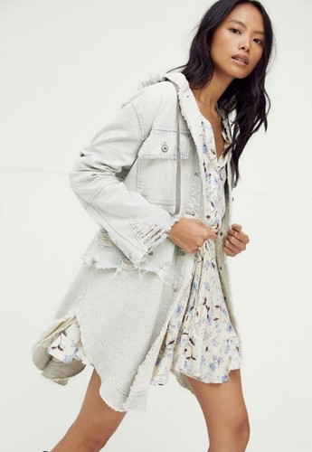 

Джинсовый свитшот Free People Okinawa Duster в полоску с железной дорогой, подол , NWT, Blue white, we the free okinawa denim duster