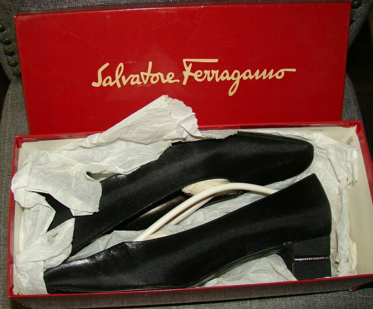 Salvatore Ferragamo Nero Black Cranny Block Heel Womens