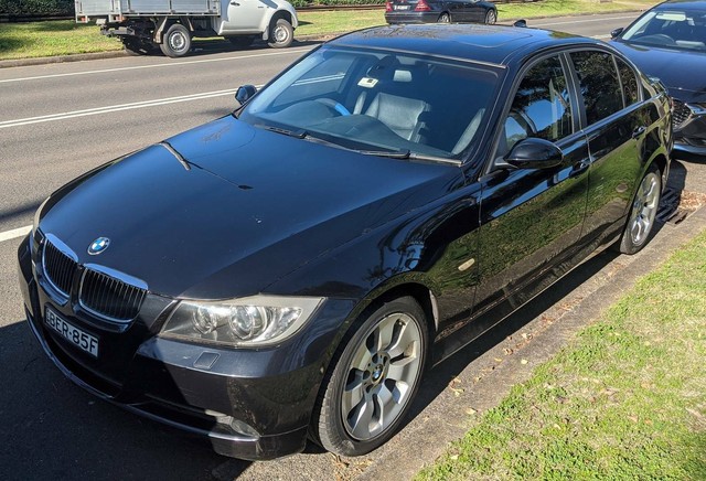 Bmw 320 black