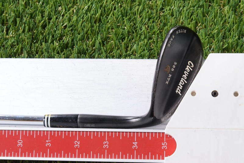 CLEVELAND 588 RTX 60* 12 LOB WEDGE W/ TRUE TEMPER WEDGE FLEX SHAFT