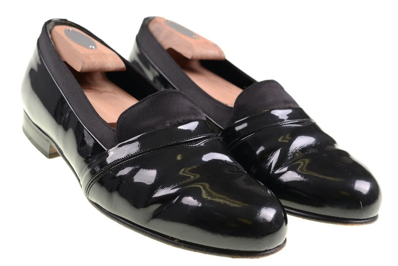 patent leather opera pumps