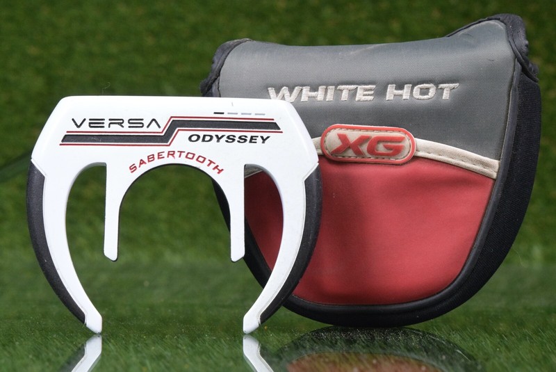 ODYSSEY VERSA SABERTOOTH 34.5” MALLET PUTTER W/ ODYSSEY GRIP & HEADCOVER LH