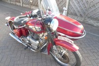 ROYAL ENFIELD SUPER METEOR 700 WITH WATSONIAN SIDE CAR 1954 VERY CLASSIC LOOK