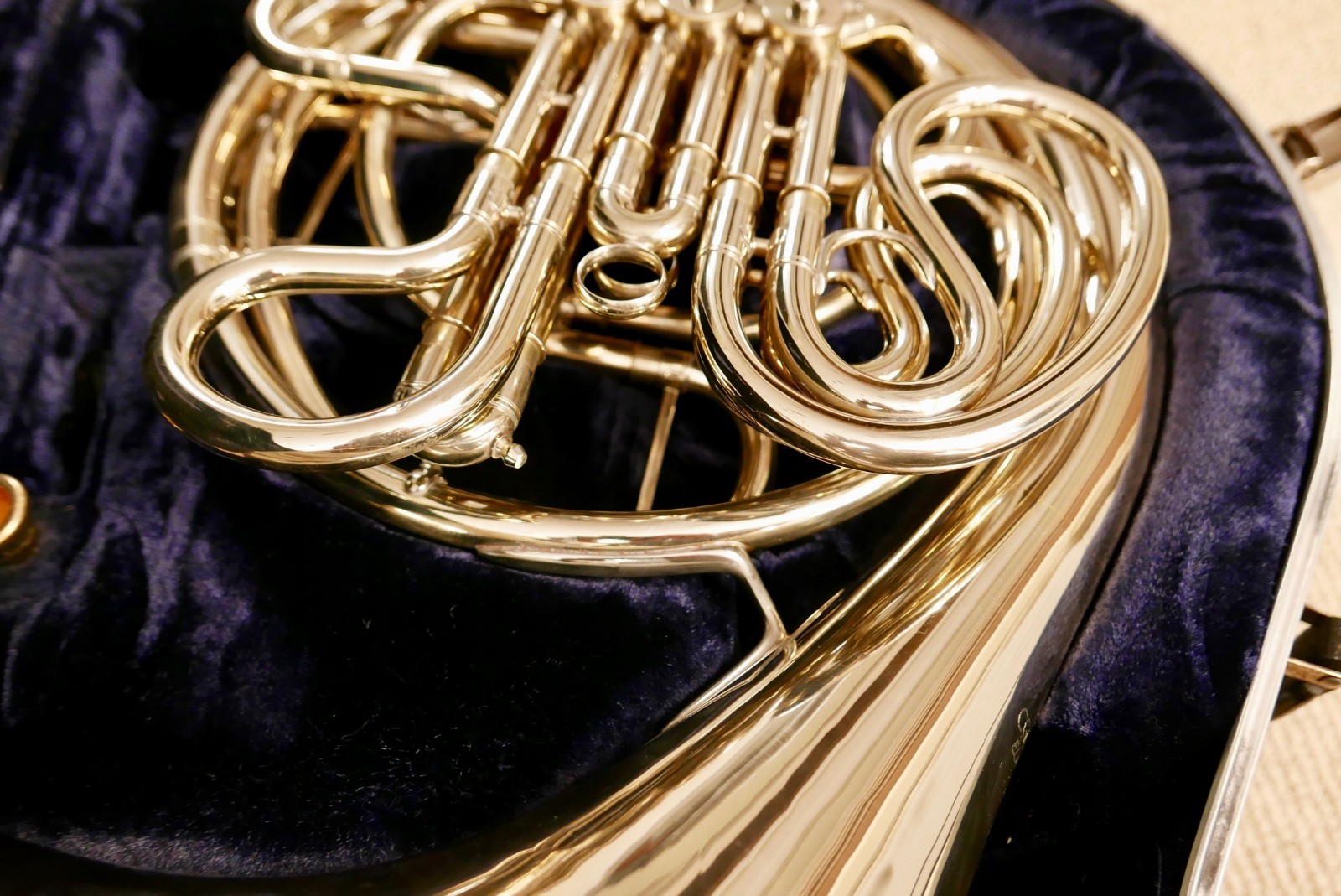 Conn 8D Elkhart N Series French Horn, Little use, Osmun complete refurbishment
