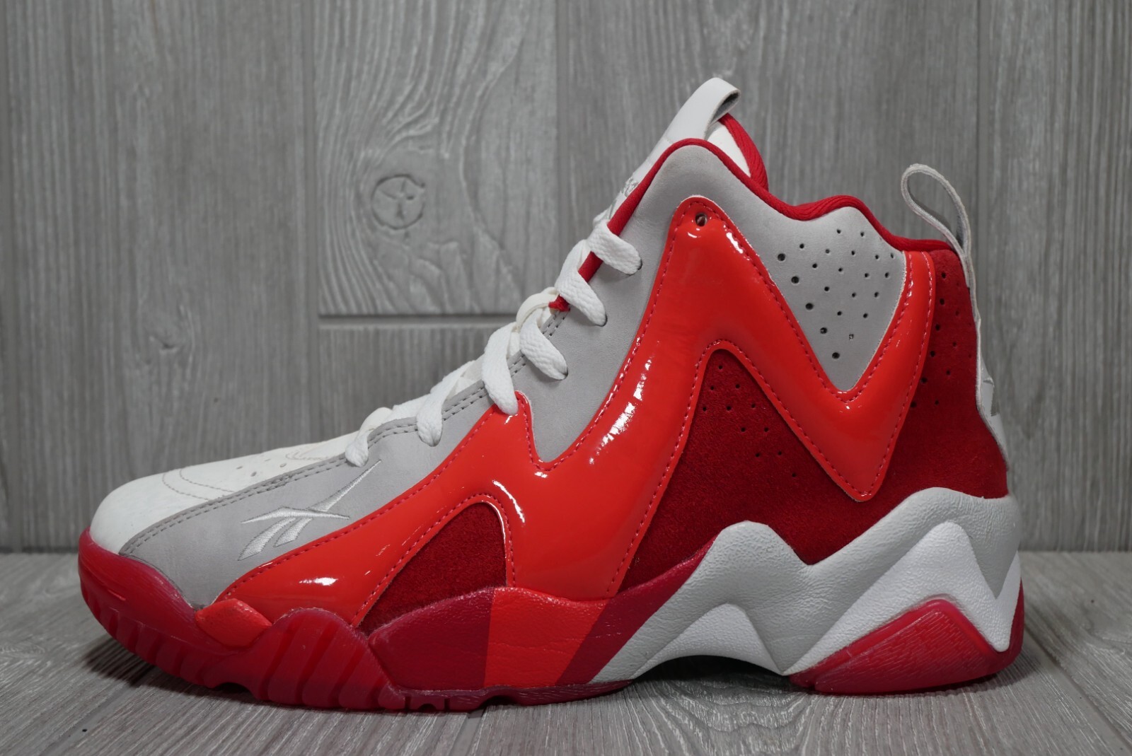 Excellent Condition) Reebok Kamikaze 2 Ghost of Christmas Excellent Condition) Reebok Kamikaze 2 Ghost of Christmas