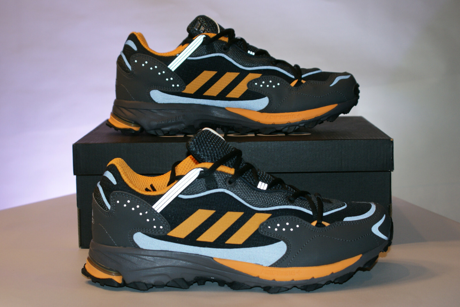 靴 Adidas Response Hoverturf GF6100A 27.5 Adidas : RESPONSE HOVERTURF GF6100A / Men's Size 11