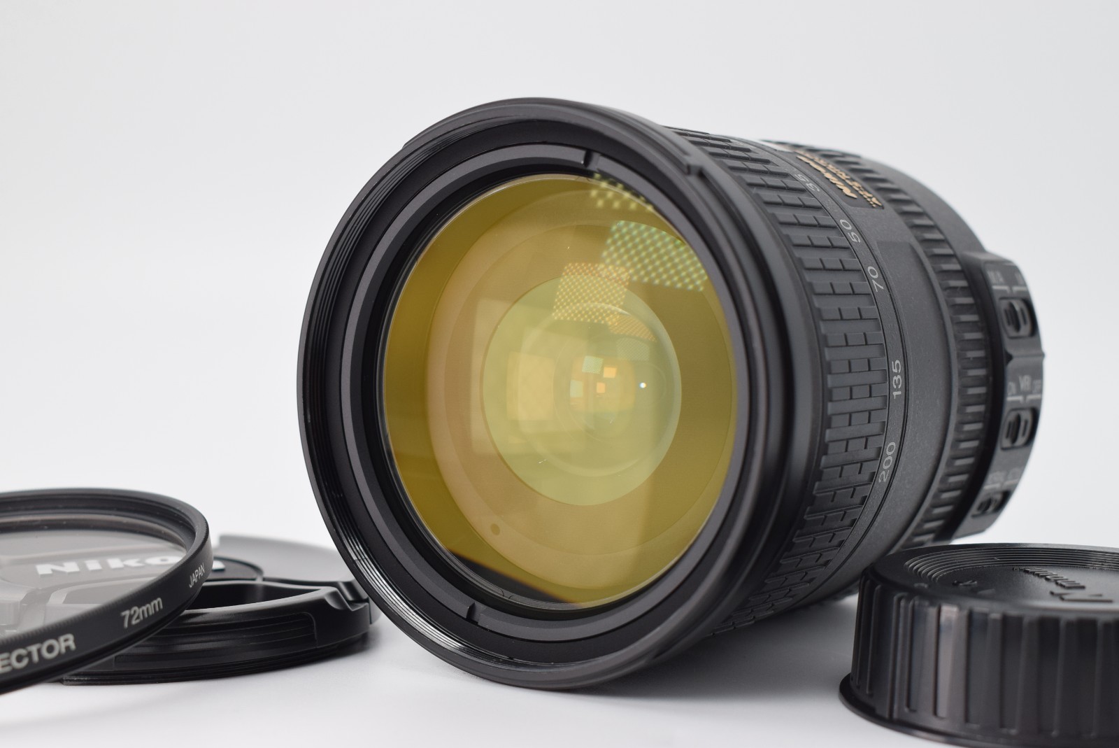 ニコンAF-S DX NIKKOR 18-200mm f/3.5-5.6G ED Nikon Nikkor AF-S DX 18-200 mm f/3.5-5.6G IF-ED VR review