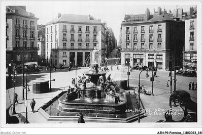 AJNP9-1062 - FONTAINE - nantes - la place royale et la rue crebillon