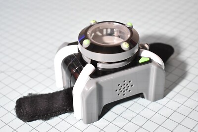 BEN 10 Ten Deluxe Omnitrix Watch Lights Sound Playmates 2017 Working Cosplay