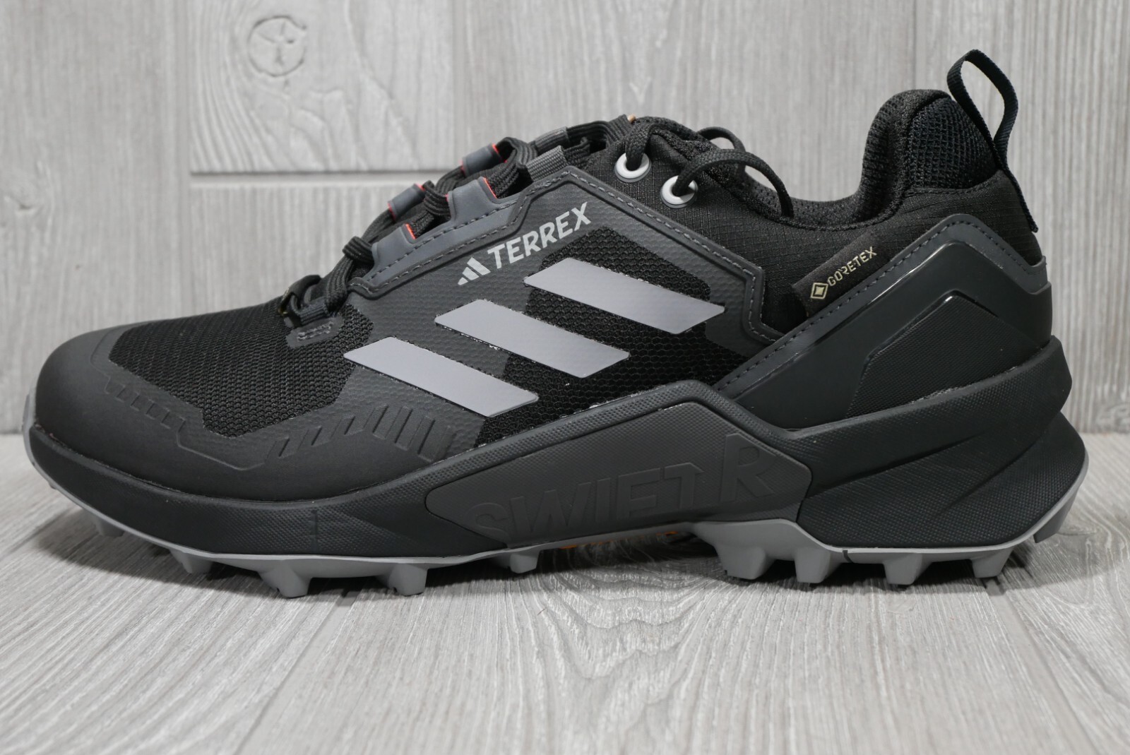Adidas Men's Black Terrex Swift R3 Gore-Tex Hiking Shoes Sz