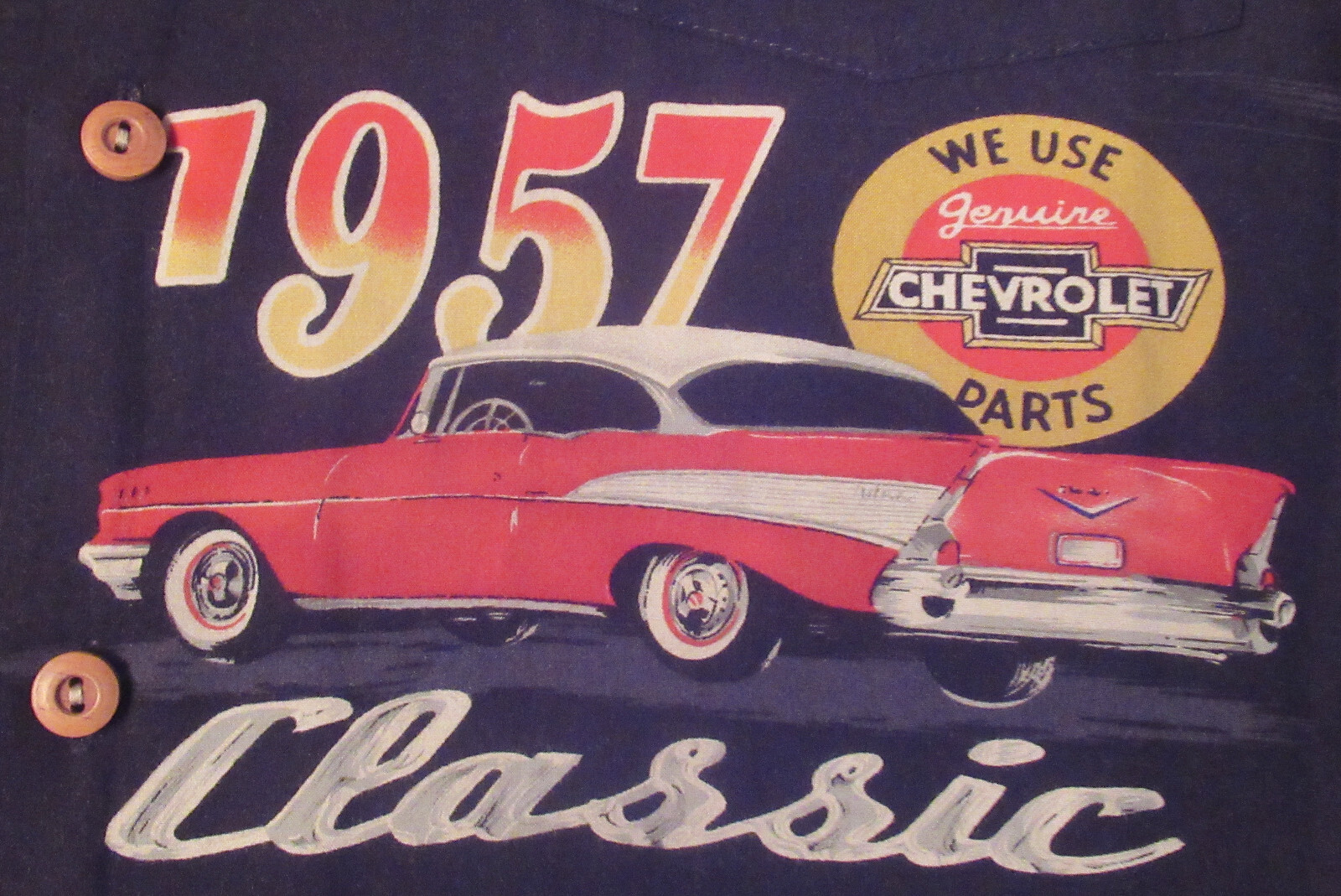 Paradise Found Chevy Nomad 50s classics button-front Hawaiian-made shirt size M