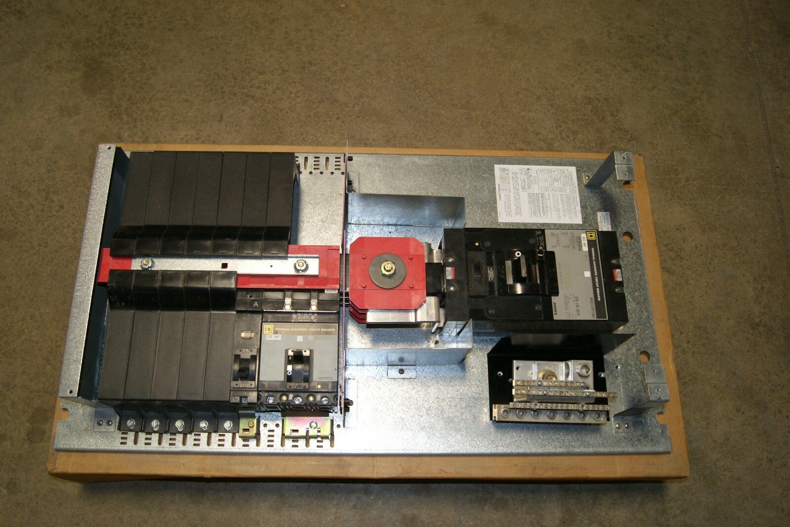 Square D HCN12-4657120C0 I-Line Panelboard 400A 120/240V