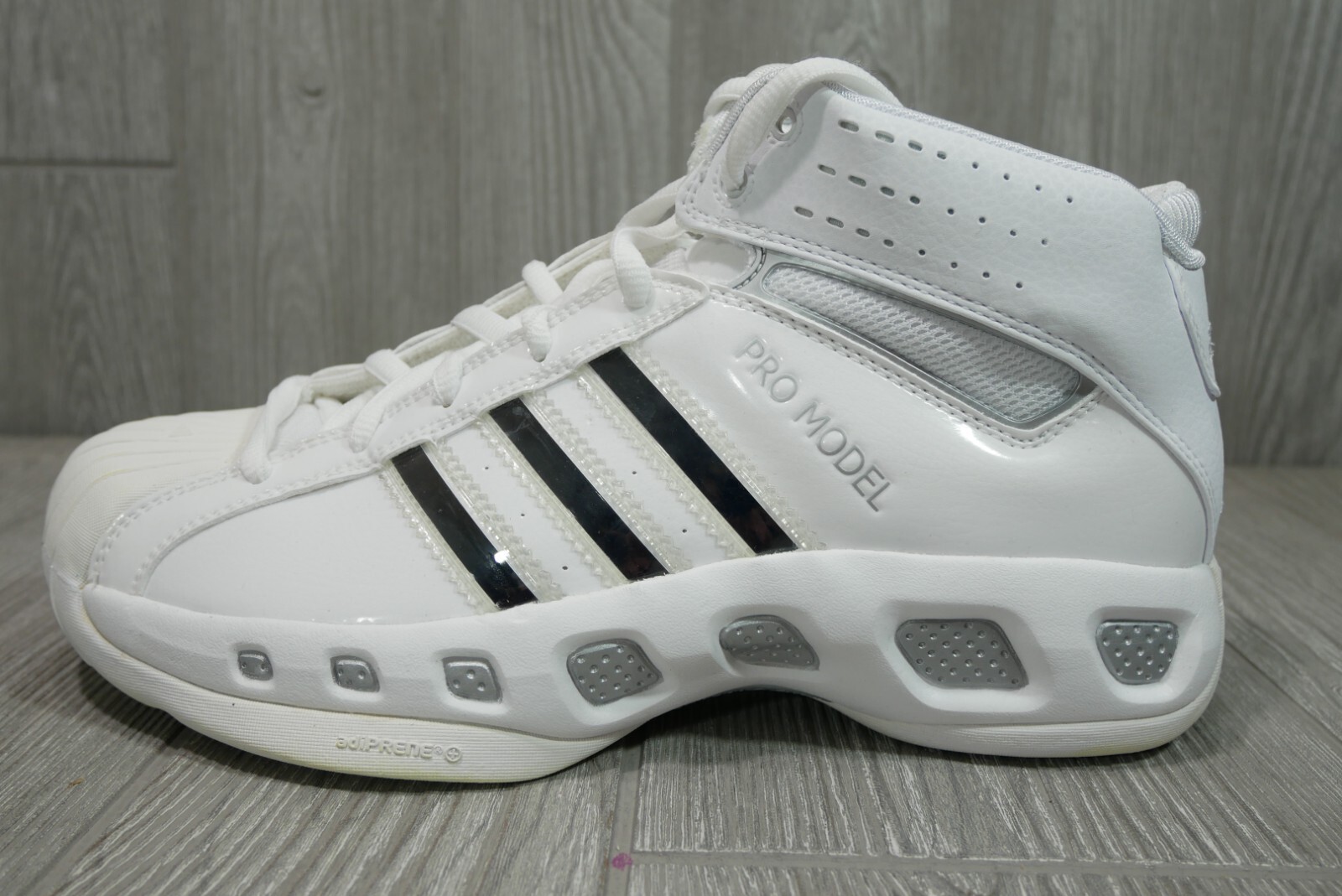 New Rare Vintage Adidas Team Color White Basketball Shoes
