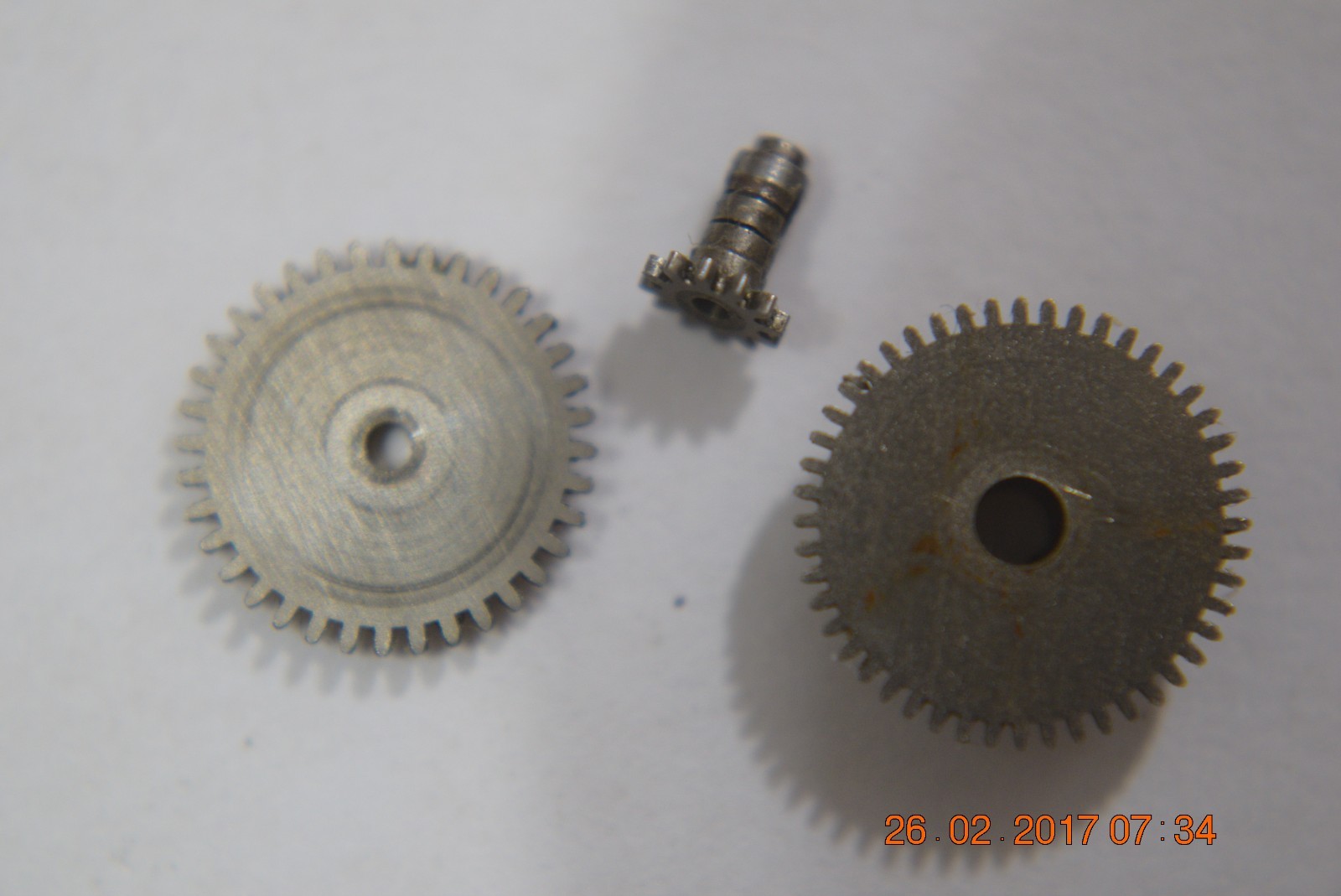 1888  Elgin -18 S-15 J-Grade 75-Class 9-Hour and Minute Gears and Cannon pini)