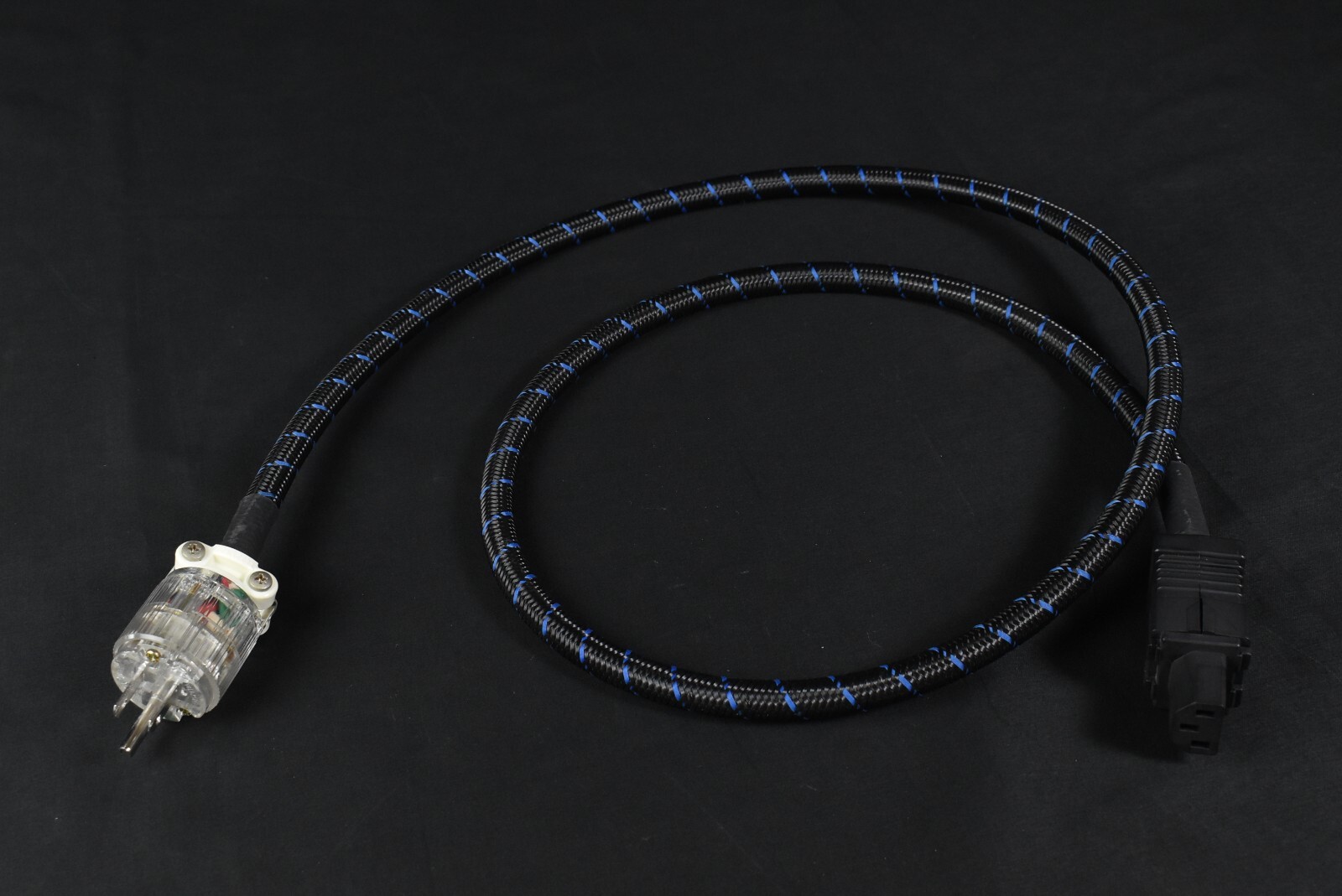 オルトフォン　７ＮXRYケーブル Ortofon 7NX PSC5.0Q HG Hi-End Power Cable 1.5m 7N+6N HYBRID