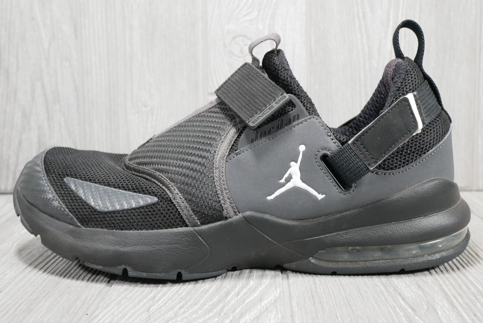 8/10 Very Good Cond) Nike Air Jordan Trunner Black Shoes