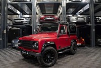 2013 Land Rover Defender 90 2.2 Defender 90 TD 4WD 3dr Window Van Diesel Automat